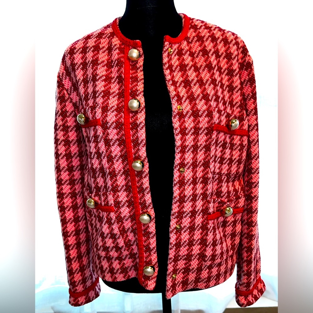 Pinko size 38 Pink/Red Tweed Jacket w/Pearl buttons